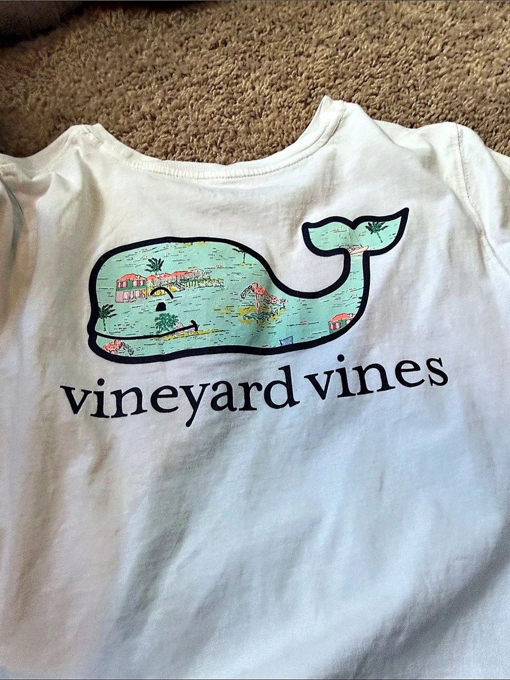 vineyard vines Graphic Pocket Tee in White Size Large Like New